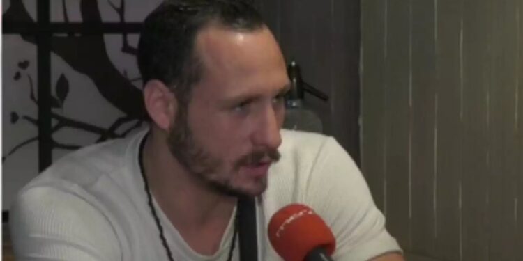 Alldaynews.gr Γιώργος Κατσαούνης: Αφού βρήκε από τον πρώτο μήνα κινητό, στο πέμπτο τι θα έκανε;