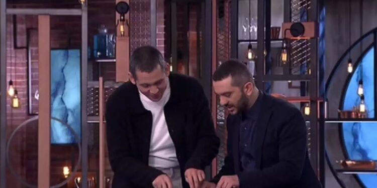Alldaynews.gr MasterChef – Λεωνίδας Κουτσόπουλος: «Το κοιτούσα και προσπαθούσα να θυμηθώ τους όρους του συμβολαίου μου»
