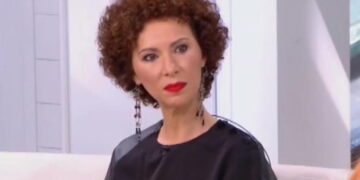Alldaynews.gr Δώρα Χρυσικού: «Βρήκα τον καρκίνο κάνοντας εξωσωματική. Δεν έχω πια μήτρα κι ωοθήκες»
