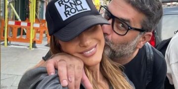 Alldaynews.gr Δέσποινα Βανδή: Το στιγμιότυπο που ανάρτησε με τον Βασίλη Μπισμπίκη για την ημέρα του Αγίου Βαλεντίνου