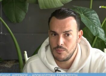 Σάκης Αρσενίου: «Θέλω η γυναίκα μου να ξέρει να μαγειρεύει και να σιδερώνει» (video)