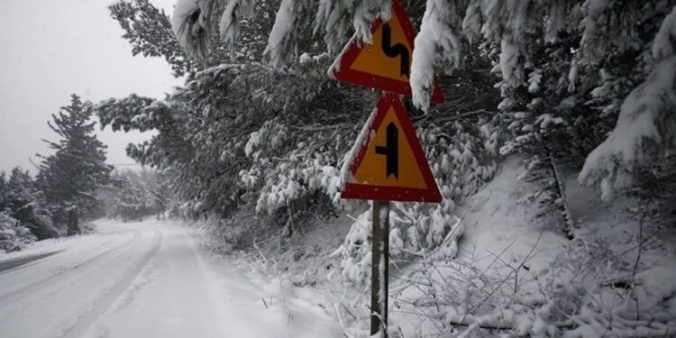 Alldaynews.gr Τρίκαλα: Στους 20 πόντους το χιόνι στα ορεινά, στα μέσα Μαρτίου