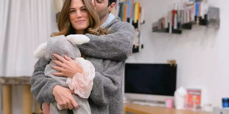 «Έπρεπε να της δώσει ένα Χριστιανικό όνομα, όχι αυτό»: Ξέσπασε ο Ουγγαρέζος για την κόρη της Συνατσάκη