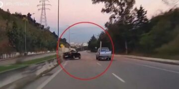 20 νεκροί σε τροχαίο με λεωφορείο που μετέφερε προσκυνητές στη Μέκκα – Σοκαριστικά πλάνα