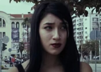 Σύγκρουση τρένων στα Τέμπη: «Δεν ήταν ποτέ σε κώμα» λέει ο πατέρας της 25χρονης Ανυσίας