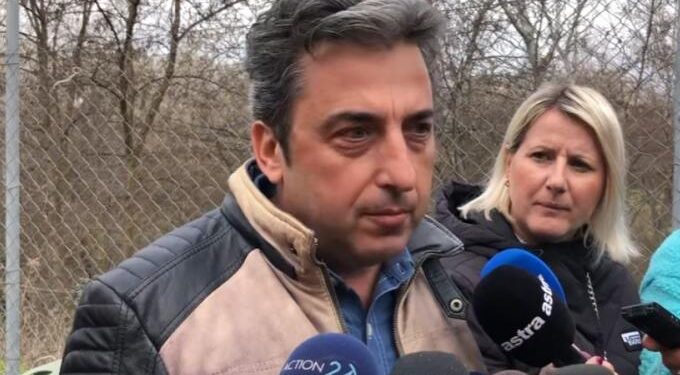 Alldaynews.gr Πατέρας αναζητά τον 26χρονο γιο του στα Τέμπη – «Μας ρωτούν αν είχε τατουάζ» (vid)