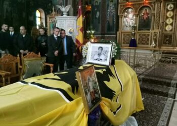 Μίμης Παπαϊωάννου: Σε λαϊκό προσκύνημα η σορός του θρύλου της ΑΕΚ στο πλάι της «OPAP Arena»