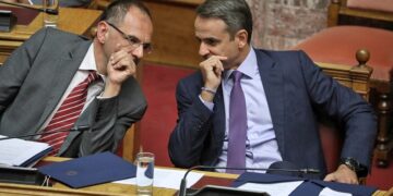 Alldaynews.gr Τέμπη-Τραγωδία: Το πένθος και η οδύνη των πολιτών κρατούν «παγωμένες» τις πολιτικές εξελίξεις