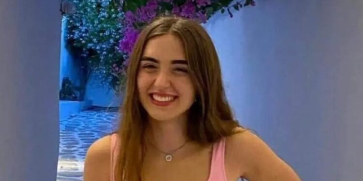 Alldaynews.gr Τέμπη-Τραγωδία: «Μου έφεραν το παιδί μου σε άσπρο φέρετρο και μέσα σε μια νάιλον τσάντα…»