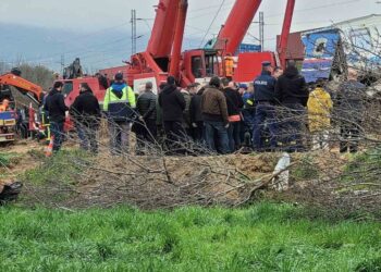 Τέμπη: Λύγισε ο υπουργός Κώστας Καραμανλής – Συγκινημένος και δακρυσμένος[video]