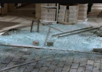 Έκαναν ”Γυαλιά-Καρφιά” γνωστό φούρνο στη Θεσσαλονίκη για μόλις… 7,5 ευρώ