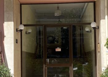 Νέα Σμύρνη: «Σκότωσα τους Δαίμονες» φώναζε ο ανήλικος και έτρεχε ημίγυμνος στο δρόμο[video]