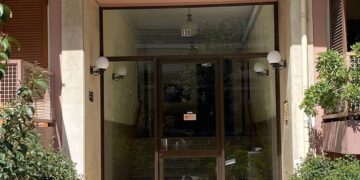 Νέα Σμύρνη: «Σκότωσα τους Δαίμονες» φώναζε ο ανήλικος και έτρεχε ημίγυμνος στο δρόμο[video]