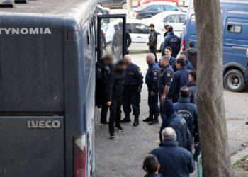 Δίκη Άλκη Καμπανού: «Ο γιος σας δεν είναι δολοφόνος, αλλά ο βλάκας της παρέας», μου είπε αστυνομικός