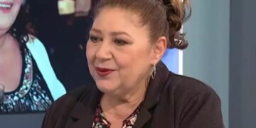 Alldaynews.gr Σοκάρει η Χριστίνα Τσάφου: «Έφαγε σφαίρα 19 χρονών και τότε τα έκοβαν τα πόδια»