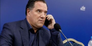 Κυνισμός Γεωργιάδη: “Αν έλεγε ο Καραμανλής ότι υπάρχει πρόβλημα ασφαλείας στα τρένα, δεν θα έμπαινε κανείς”[video]