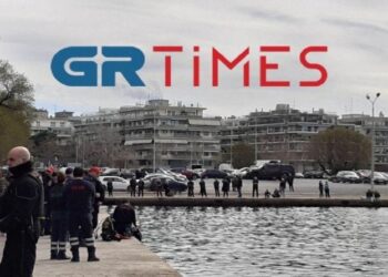 ΕΚΤΑΚΤΟ: Αστυνομικός έκανε Βουτιά Θανάτου με το ΙΧ του στον Θερμαϊκό- “Τώρα θα δεις” – Ήταν δεμένος με χειροπέδες (φωτο, video)