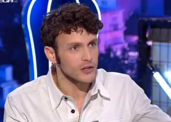 Γιώργος Μπένος: «Ντράπηκα να το πω στους γονείς μου, το ξεπέρασα επειδή μίλησα με την αδερφή μου – Το πήρα πολύ βαριά γύρω στα 15»