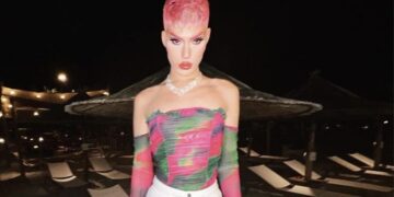 «Έχεις έρθει για να γίνεις περίγελος; Δεν είσαι γυναίκα!»: Ο Θέμης Κανέλλος για την επίθεση που δέχτηκε από πασίγνωστη τραγουδίστρια (video)