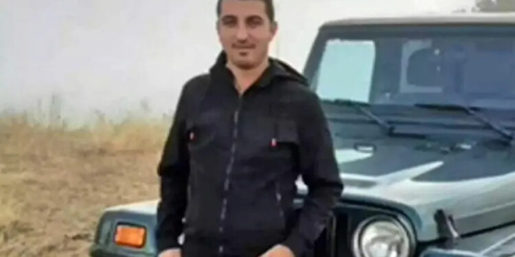 Alldaynews.gr Τέμπη: «Προεκλογική καμπάνια τα μέτρα στήριξης! Έκαναν δημοσκοπήσεις πάνω στα φέρετρα των παιδιών μας» ξέσπασε πατέρας του 26χρονου Δημήτρη