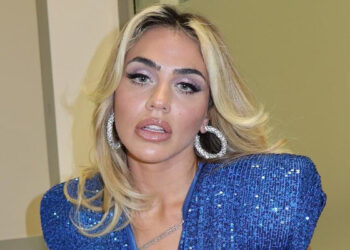 Τον έδωσε “στεγνά” η Κόνι Μεταξά: “Δεν δούλευε το εργαλείο του συντρόφου μου, δεν μου συμβαίνει συχνά”