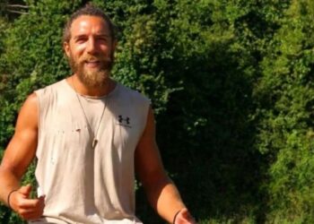 Alldaynews.gr Survivor Τριαντάφυλλος Κόρομι