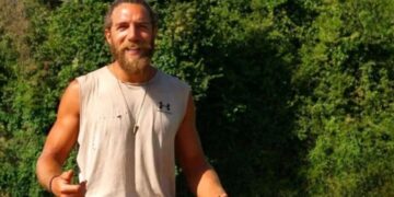 Alldaynews.gr Survivor Τριαντάφυλλος Κόρομι