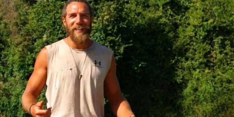 Alldaynews.gr Survivor Τριαντάφυλλος Κόρομι