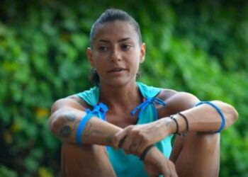 Alldaynews.gr Survivor: «Ύπουλο πλάσμα» – Ο Τάκης παρεμβαίνει οργισμένος στο cue της Μελίνας
