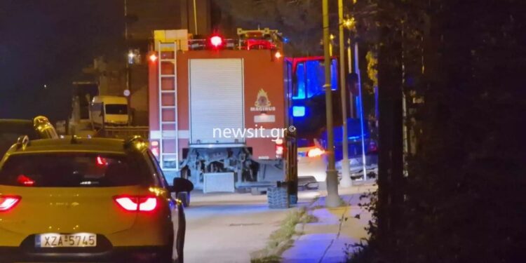 Alldaynews.gr Θεσσαλονίκη: Πατέρας κλειδώθηκε με τα ανήλικα παιδιά του στο αυτοκίνητο και άνοιξε φιάλες υγραερίου (φωτο)