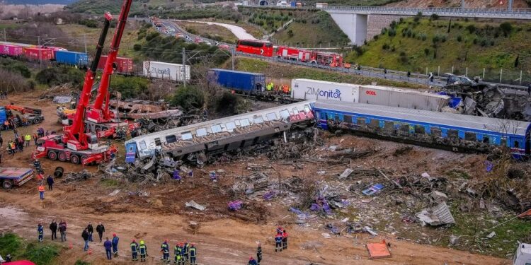 Τέμπη: Πως ένα  ξεχασμένο κλειδί έφερε την μεγαλύτερη σιδηροδρομική τραγωδία![Ντοκουμέντα]