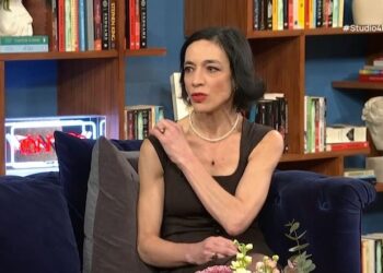 Έλενα Τοπαλίδου: Η σπάνια ερωτική εξομολόγηση για τον σύζυγό της, Νίκο Κουρή – «Έχουμε έντονη σχέση»