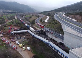 Alldaynews.gr Τέμπη: Εικόνες φρίκης και καταστροφής από ψηλά μετά τη φονική σύγκρουση των τρένων – Δείτε φωτογραφίες