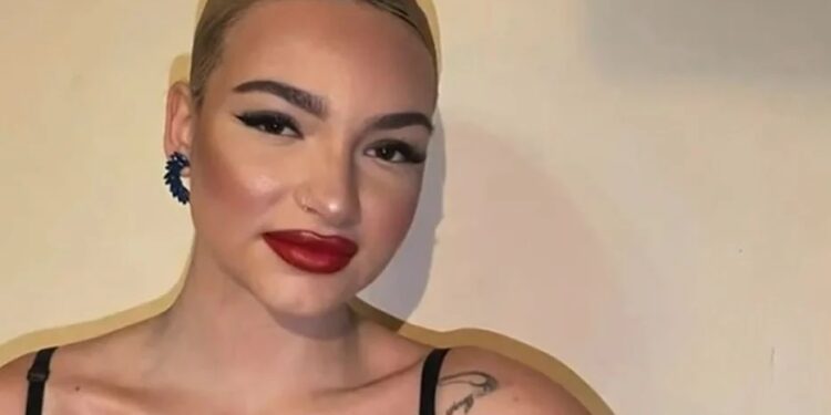 Alldaynews.gr «Το έχασα άδικα το παιδί μου. Εγώ αύριο θα το πάω νύφη στην εκκλησία»-Συγκλονίζει η μητέρα της 22χρονης