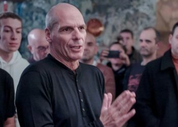 Alldaynews.gr Γιάνης Βαρουφάκης: Ταυτοποιήθηκαν οι αναρχικοί που τον χτύπησαν – Συνελήφθη 17χρονος