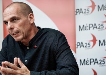 Alldaynews.gr Βαρουφάκης: Θρηνούμε θύματα στο πλαίσιο μιας απόλυτα προδιαγεγραμμένης από την Τρόικα τραγωδίας