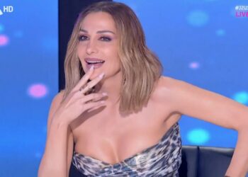 J2US: Κόκαλο η Δέσποινα Βανδή – «Πως θα ήθελες να σου κάνει πρόταση γάμου ο Βασίλης;»