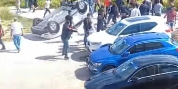 Alldaynews.gr Βίντεο-ντοκουμέντο από τα επεισόδια στην έδρα της Uber στη Ρόδο – Ψάχνουν τους δράστες πόρτα-πόρτα