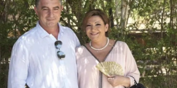 Καραϊβάζ: Το σπαρακτικό μήνυμα της συζύγου του Καραϊβάζ για τα δύο χρόνια από την δολοφονία του