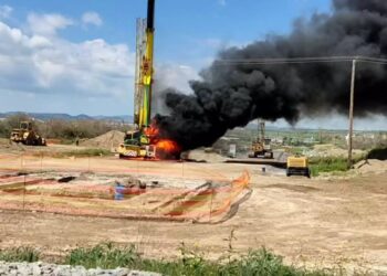 Τραγωδία: Χαροπαλεύει ο οδηγός γερανοφόρου που έπαθε ηλεκτροπληξία