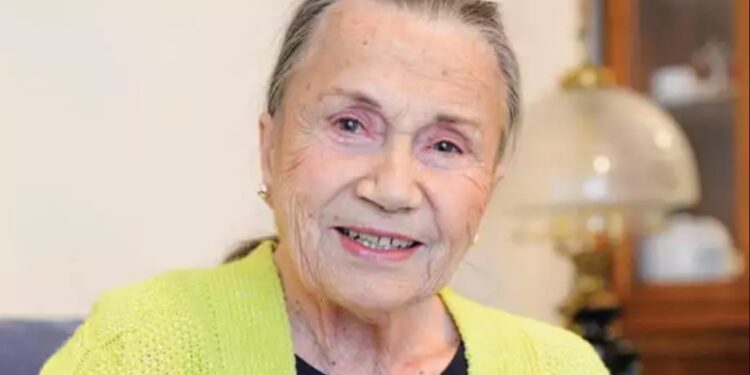 Alldaynews.gr Λουίζα Μπατίστα: «Η Ρένα Βλαχοπούλου μού το κρατούσε αυτό μέχρι που πέθανε»