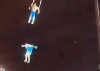 Τρομακτικό βίντεο: Ακροβάτισσα πέφτει στο κενό και σκοτώνεται την ώρα της παράστασης