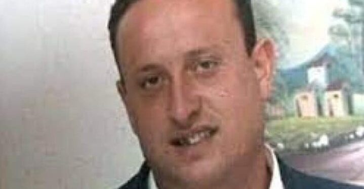 Alldaynews.gr Δολοφονήθηκε και η σορός του διαλύθηκε σε οξύ-Η Μαφία προσφέρει «αποζημίωση» στην οικογένεια ανθρώπου που σκότωσε κατά λάθος