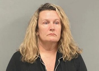 Μάνα-Τέρας: Στραγγάλισε τον 11χρονο γιο της επειδή «έκλαιγε και γκρίνιαζε όλη μέρα»