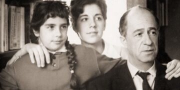 Μίμης Φωτόπουλος: Πώς μεγάλωνε τις κόρες του όταν εξορίστηκε η σύζυγός του