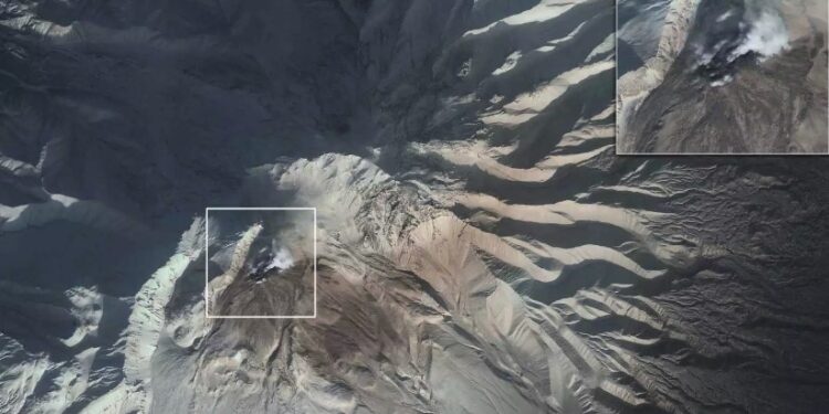 Alldaynews.gr Ρωσία: Έκρηξη στο ηφαίστειο Σιβέλιτς – Κίνδυνος για τις αερομεταφορές