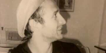 Alldaynews.gr Θρήνος: Πέθανε μετά την Ανάσταση ο 48χρονος επιχειρηματίας και διακοσμητής Γιώργος Χαρακόπουλος