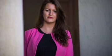 Alldaynews.gr Γαλλία: Υφυπουργός ποζάρει στο Playboy! Δείτε φωτογραφίες και βίντεο