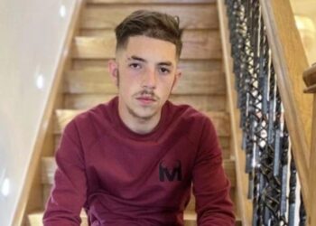 Φρικτό Έγκλημα: Μαχαίρωσαν μέχρι θανάτου 20χρονο έξω απο Σιδηροδρομικό Σταθμό