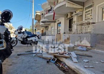 Alldaynews.gr Έγκλημα στην Αχαΐα: Επιτέθηκαν με πέτρες και ξύλα στο σπίτι του 63χρονου δολοφόνου